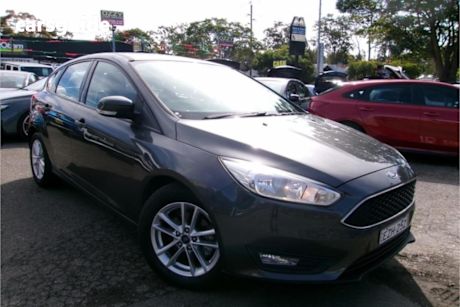 Grey 2016 Ford Focus Hatchback Trend