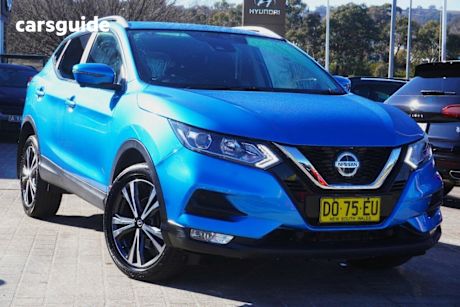 Blue 2019 Nissan Qashqai Wagon ST-L