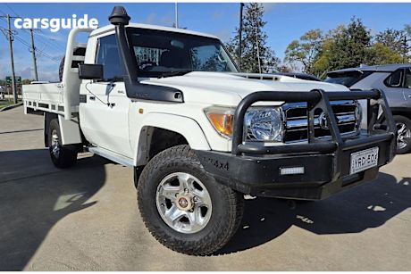 White 2019 Toyota Landcruiser OtherCar GXL 4X4