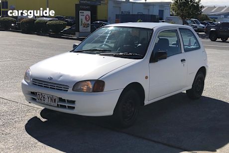 White 1999 Toyota Starlet Hatchback Life