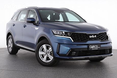 Blue 2022 Kia Sorento SUV S 4X4