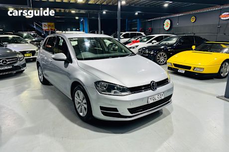 Silver 2016 Volkswagen Golf Hatchback 92 Tsi Comfortline