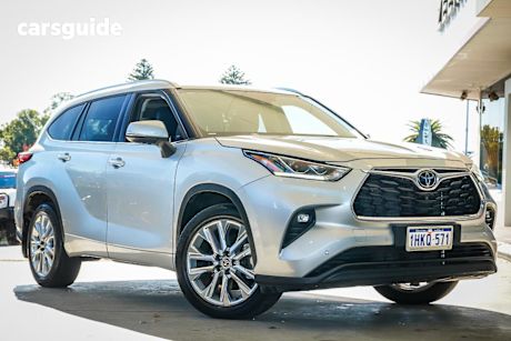 Silver 2021 Toyota Kluger Wagon Grande AWD