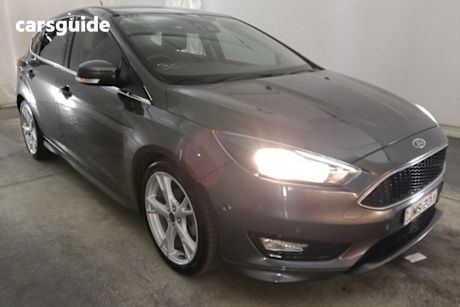 Grey 2017 Ford Focus Hatchback Titanium