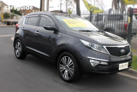Grey 2015 Kia Sportage Wagon Platinum (awd)