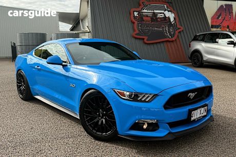 Blue 2017 Ford Mustang Coupe Fastback GT 5.0 V8