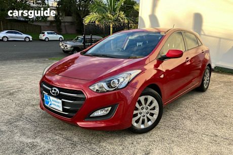 Red 2015 Hyundai I30 Hatchback Active