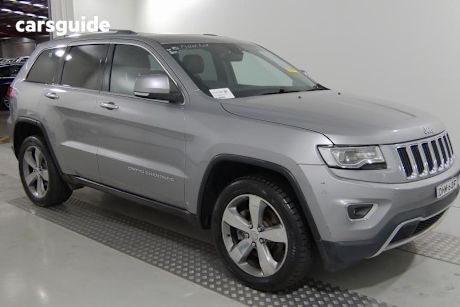 Silver 2015 Jeep Grand Cherokee Wagon Limited (4x4)