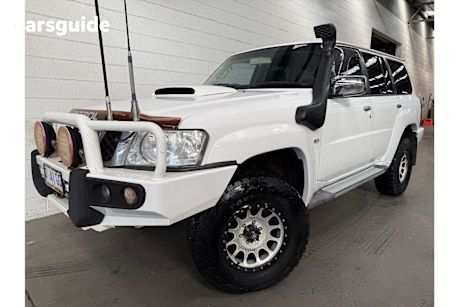 White 2013 Nissan Patrol Wagon ST 4X4