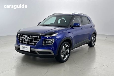 Blue 2023 Hyundai Venue Wagon Elite (black) Sunroof