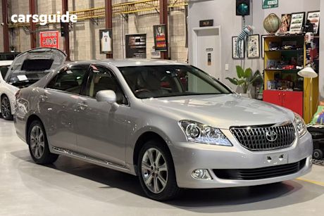 Silver 2012 Toyota Crown Sedan MAJESTA (HYBRID)