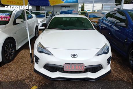 White 2016 Toyota 86 Coupe GT