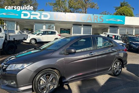 Grey 2014 Honda City Sedan VTI-L