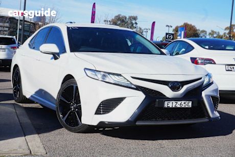 White 2020 Toyota Camry Sedan SX