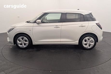 White 2025 Suzuki Swift Hatchback Hybrid Plus