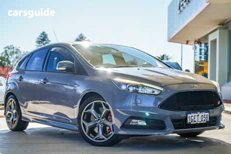 Grey 2015 Ford Focus Hatchback ST