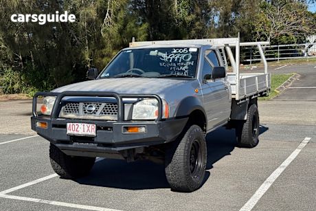 Silver 2005 Nissan Navara Cab Chassis Dx (4X4)