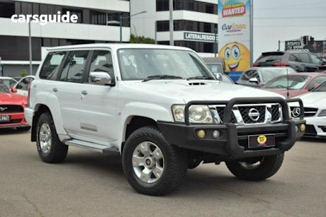 White 2012 Nissan Patrol Wagon ST (4X4)