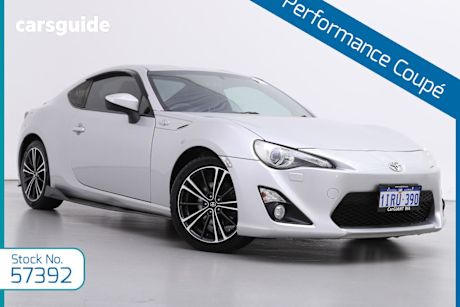 Silver 2013 Toyota 86 Coupe GTS