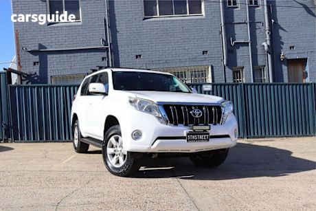 White 2014 Toyota Landcruiser OtherCar