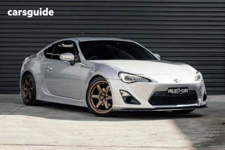 Silver 2013 Toyota 86 Coupe GTS