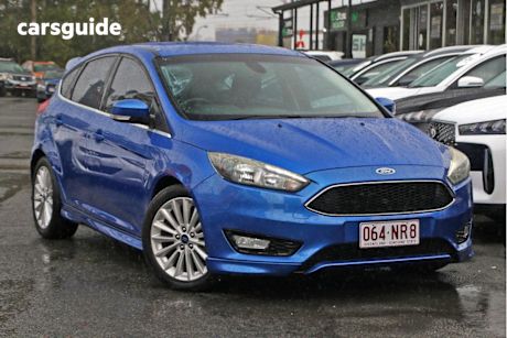 Blue 2017 Ford Focus Hatch SPORT F