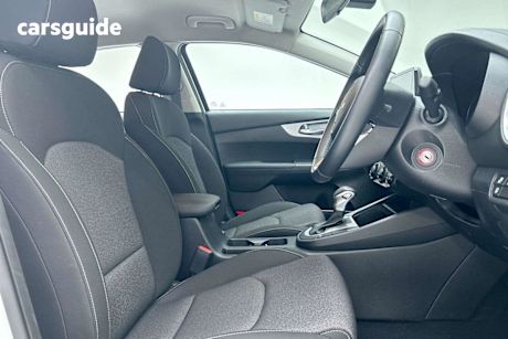 White 2024 Kia Cerato Hatch S F