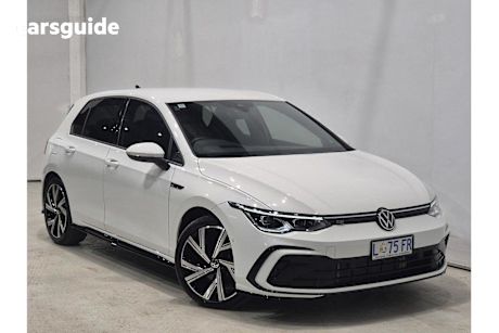 White 2023 Volkswagen Golf Hatch 110TSI R-LINE F