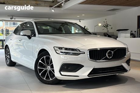 White 2019 Volvo S60 Sedan T5 Momentum