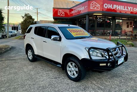 White 2013 Isuzu MU-X Wagon LS-U (4X4)