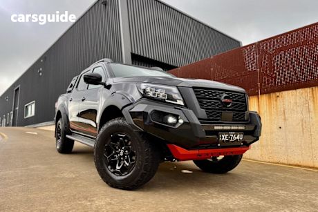 Black 2025 Nissan Navara Dual Cab Pick-up PRO-4X Warrior (4X4)