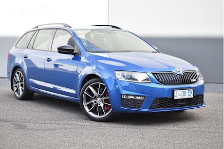 Blue 2015 Skoda Octavia Wagon RS 162TSI F