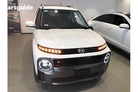 White 2025 Hyundai Inster SUV CROSS F