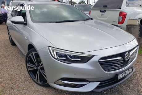 Silver 2018 Holden Calais Liftback V (5YR)