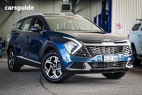 Blue 2024 Kia Sportage SUV S F