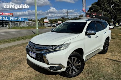 White 2016 Mitsubishi Pajero Sport Wagon Exceed (4X4) 7 Seat