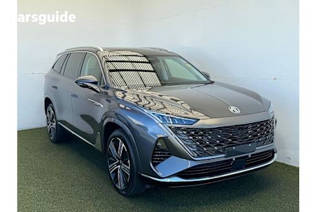 Grey 2025 MG Qs SUV ESSENCE 4X4