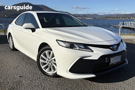 White 2023 Toyota Camry Sedan Ascent Hybrid