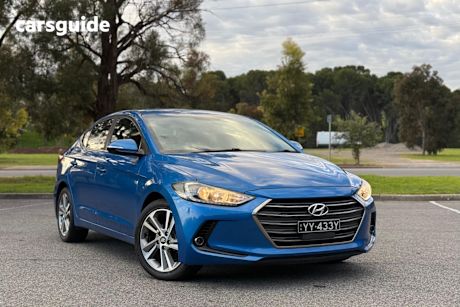 Blue 2017 Hyundai Elantra Sedan Elite 2.0 MPI