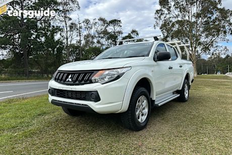 White 2016 Mitsubishi Triton Dual Cab Utility Glx Plus (4X4)