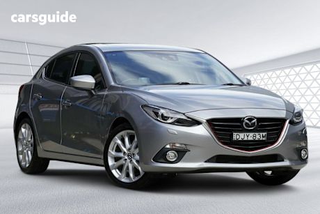 Silver 2015 Mazda 3 Hatchback XD Astina