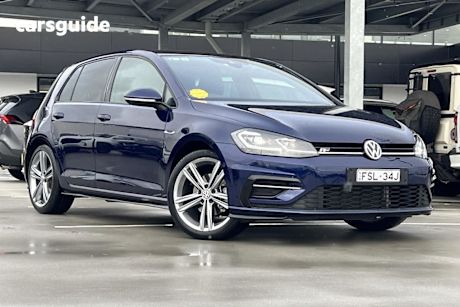 Blue 2019 Volkswagen Golf Hatchback 110 TSI Highline