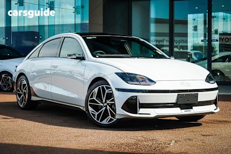 White 2023 Hyundai Ioniq 6 Sedan Epiq AWD