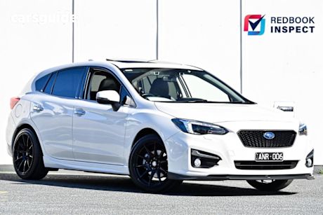 White 2017 Subaru Impreza Hatchback 2.0S (awd)