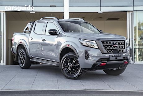 Grey 2025 Nissan Navara Dual Cab Pick-up PRO-4X (4X4)
