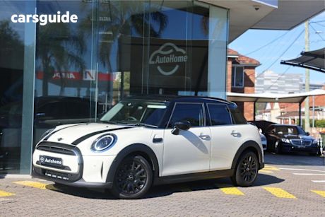 White 2022 Mini Hatch Hatch COOPER CLASSIC F