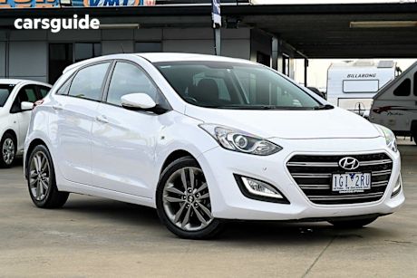 White 2015 Hyundai I30 Hatchback SR