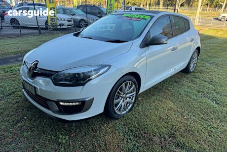 White 2015 Renault Megane Hatchback GT-Line