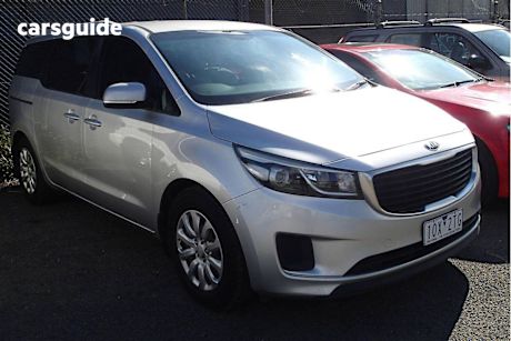 Silver 2015 Kia Carnival Wagon Sli
