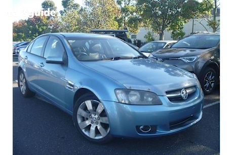 Blue 2009 Holden Commodore Sedan International